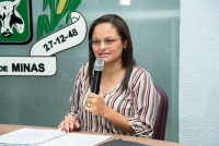 Vereadora cobra e Prefeitura promete efetivar professoras