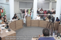 Taxistas pedem fiscalização de mototaxi e transporte via aplicativo