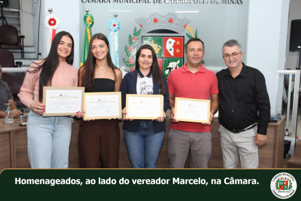 Atletas, técnico e Colégio Pentágono recebem aplausos por conquista nos JEMG