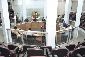 Por unanimidade, vereadores rejeitam projeto que aumentava impostos e taxas