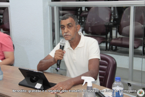 Doutor Nuno recebe homenagem durante sessão legislativa