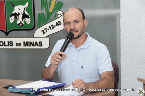 Pacientes de hemodiálise pedem volta de veículo exclusivo