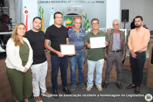 Câmara entrega moção de aplauso à APHOCAM